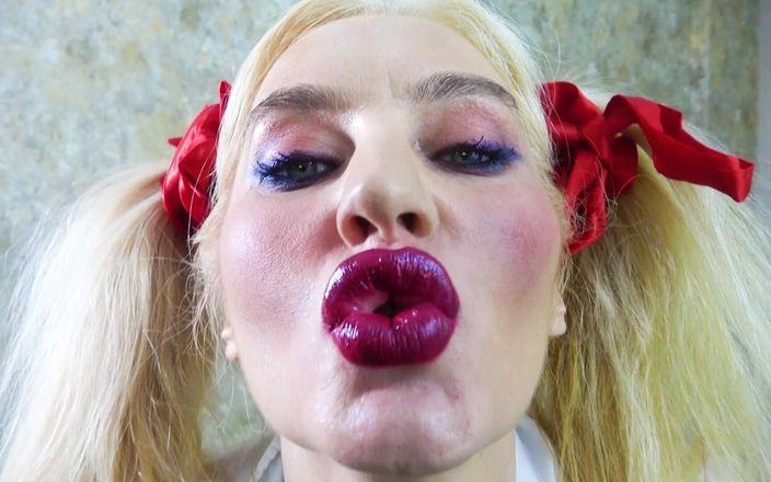 Goddess Celine: Dominacja szminki