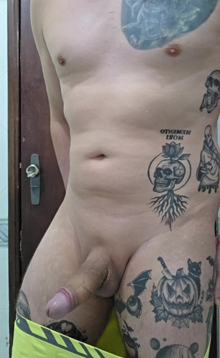 Lkdick8: गोल-मटोल नग्न दिखावा नेट पर गिर गया