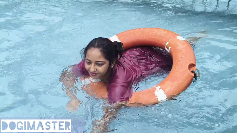 Dogimaster: हिल्टन गोवा रिसॉर्ट में देसी भारतीय लड़की मजा लेती है- Dogimaster
