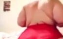Big beautiful BBC sluts: Danse en trémousse mon énorme cul dans une culotte rouge sexy