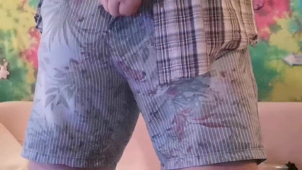 Monster_Meat_: Je chevauche mon short le plus moulant et je baise...