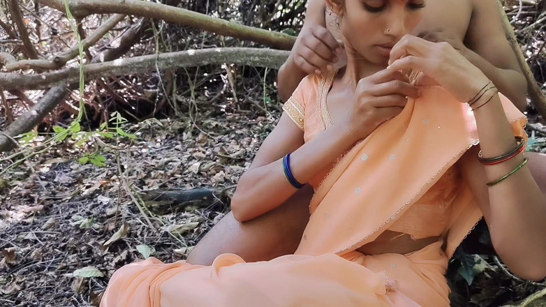 Graju1244: Una chica india más caliente Oliva tiene sexo caliente con...