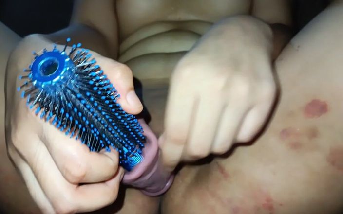 Hot-bhabhi-7668: 性感人妻用假阳具和手淫并展示胸部