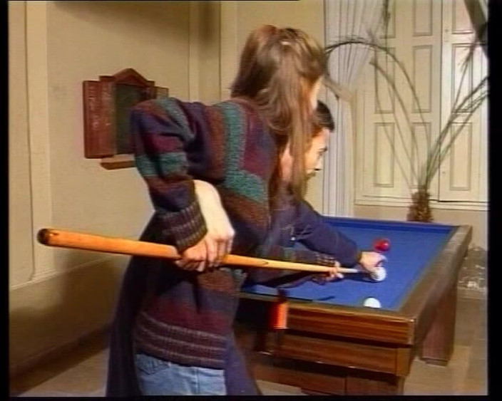 Deutsche Frauen: Stunning Babe From Germany Got Fucked on the Pool Table