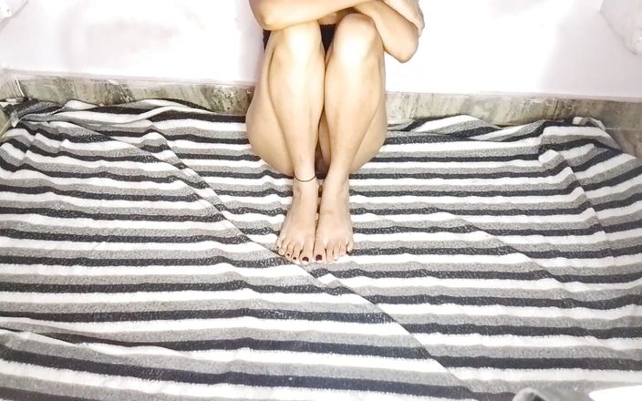 Aartishar maindore: Une petite amie se fait baiser par son copain dans...