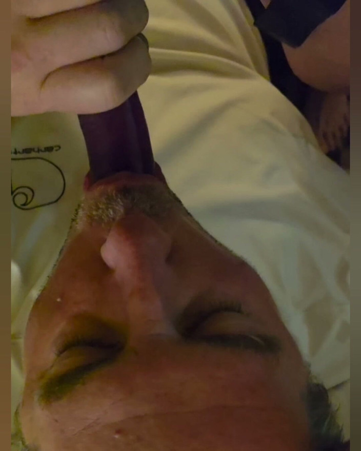 Biglefty10: Super Sexy Pegging MILF Cock Sucking Goddess Loves Fucking Her...