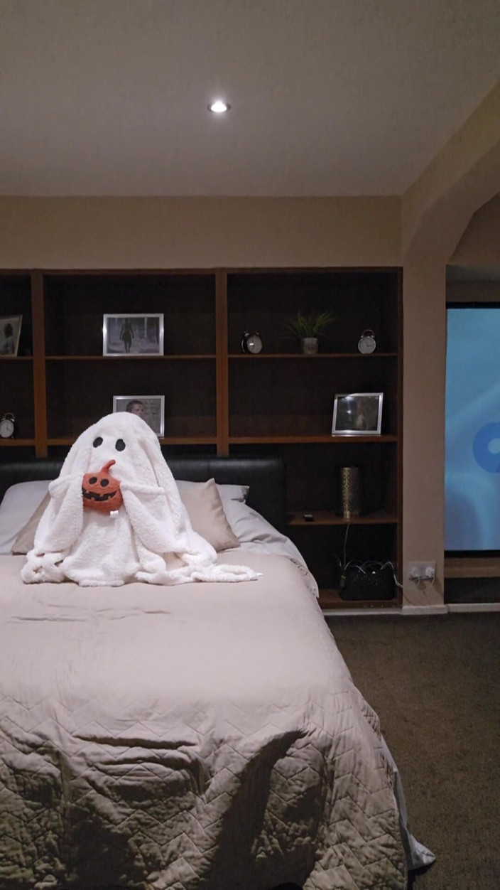 SSBBWLadyBrads: खूबसूरत विशालकाय महिला सेक्सी मोटी काली चमड़े का सूट