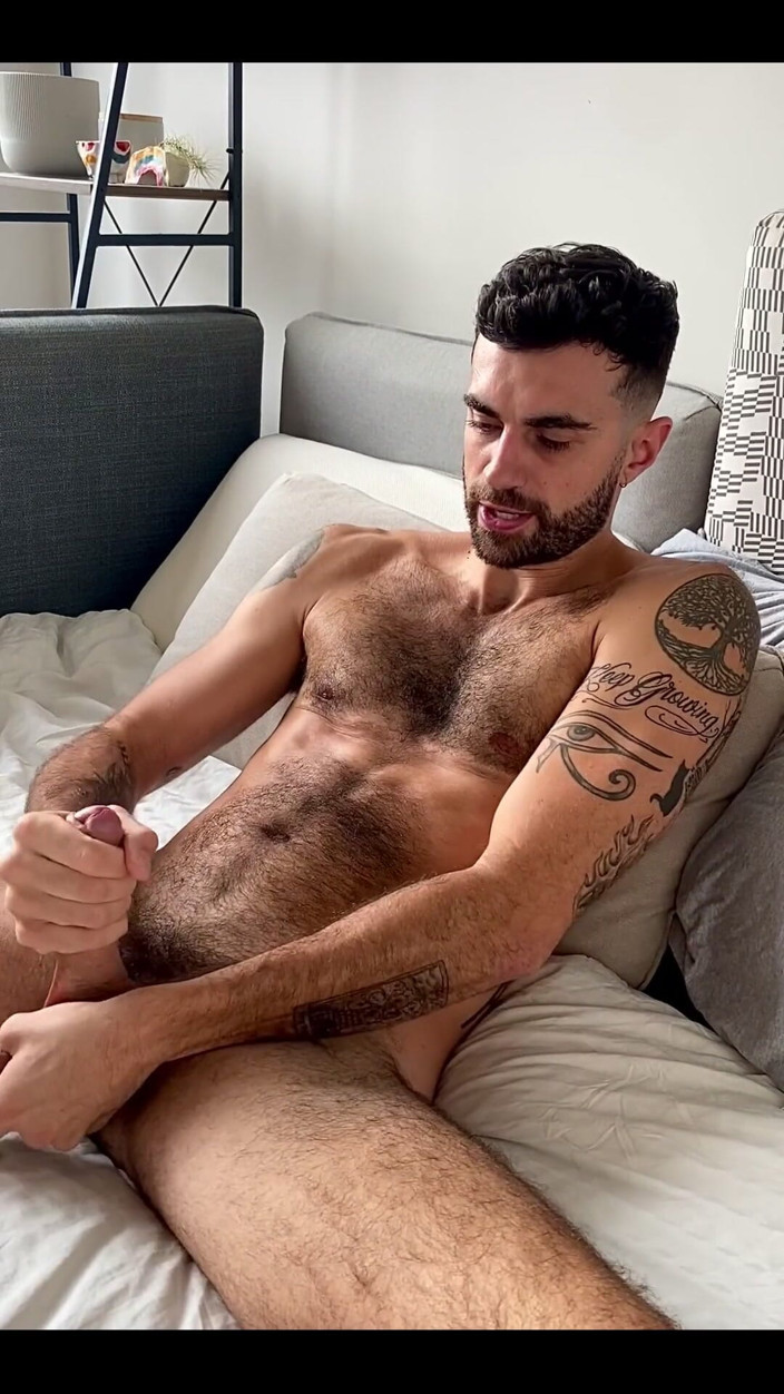 Eli Thorne: Bigboi_eli solo aftrekken en enorme cumshot
