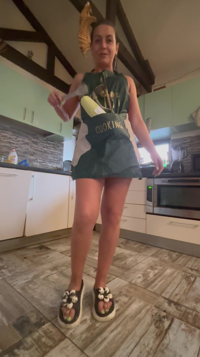 MilfyCalla: ¿Puedo chupar para ti?