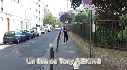 Sneaker gay: Tenisky kouří a šukají na pohovce