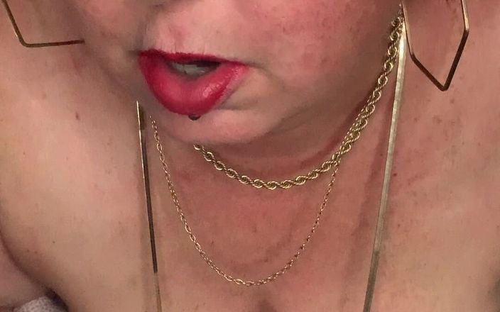 BlancaGirlBBW: The Smokey Beauty in Red Heels