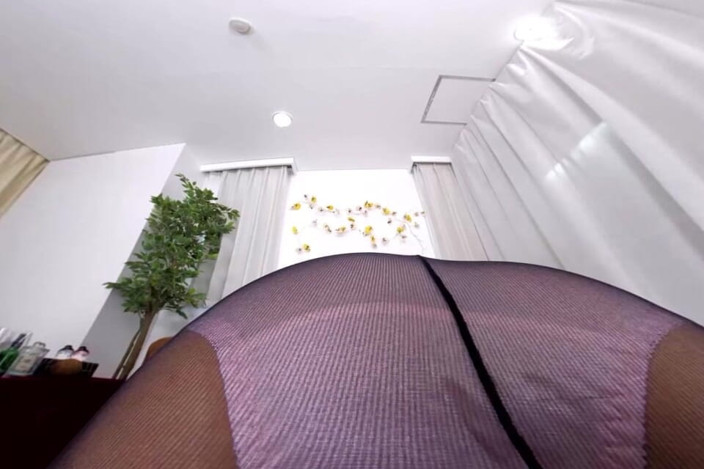 EAGLE-VR: Black Pantyhose Wrapping Their Beautiful Plump Legs 3/8
