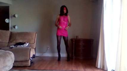 Kelly Smith Crossdressing Play House: Sissy Kelly is showing off her new breast forms