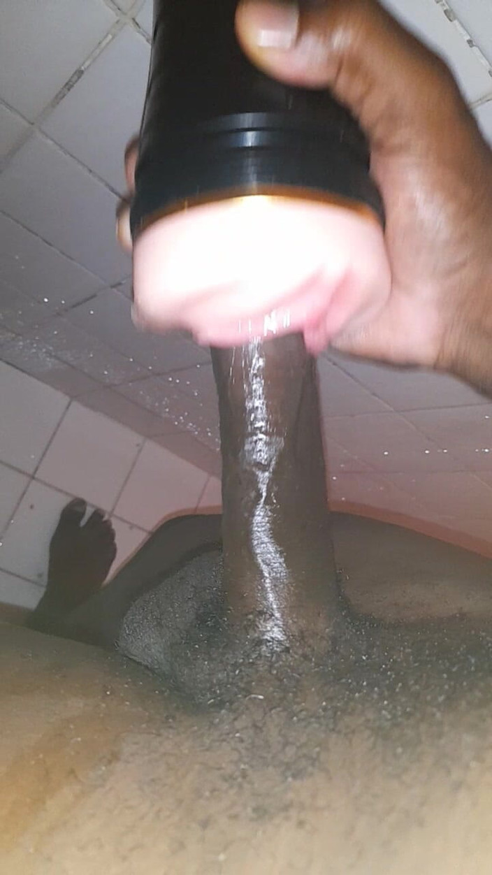 Black guy: Honění S9 E7