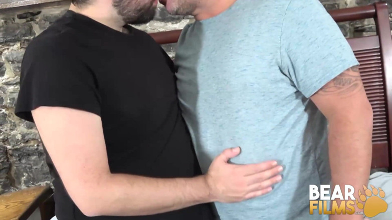 Bear Films: Bearfilms Tony rivers e mark Matthews scopata senza preservativo dopo...