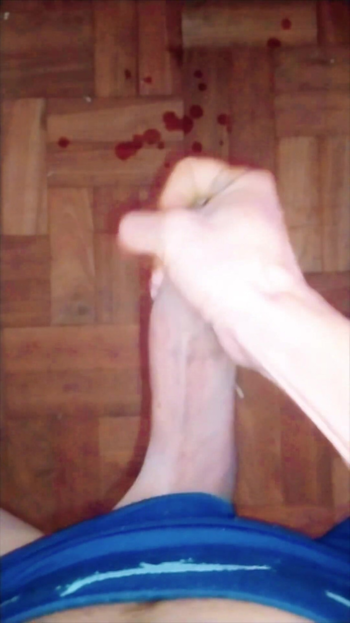 Naughty Cock: Голосно, молочна дрочка руками. Великий член реагує на трахання і стогін пар.