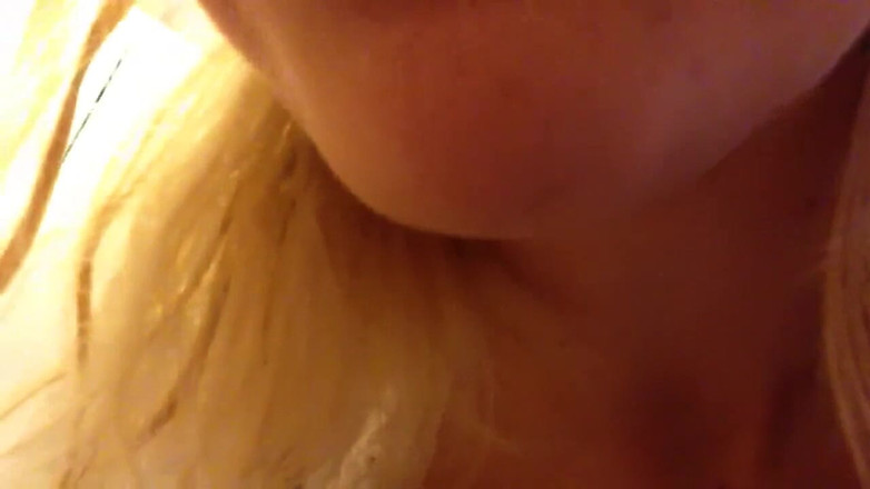 savannahamatoriale: Zblízka velká prsa