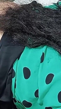 Scopata anale di culo grosso moglie di un amico sulla sedia