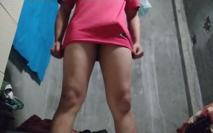Viral boys: Cowok berotot ini lagi asik nyepong kontol di kamarnya