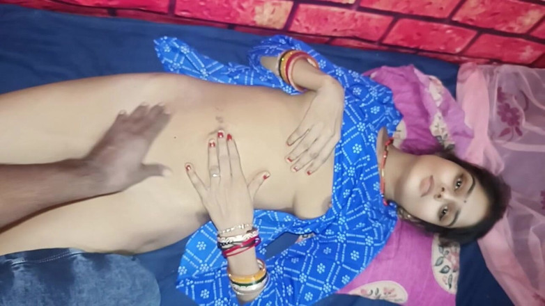 Ramashish: Meio-irmão meia-irmã assistindo vídeo de sexo muito duro e vídeo...