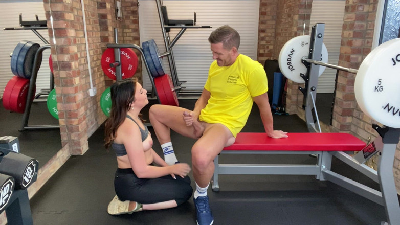 jasminebrooks: mere niji trenar ko chodna