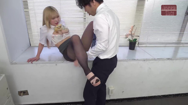 J Hentai Matings: Curvy Office Worker in Black Pantyhose - I Take Her at...