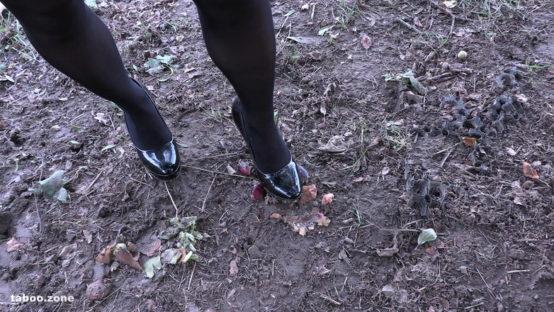 TabooZone: Schmutzige domina, crush und masturbation