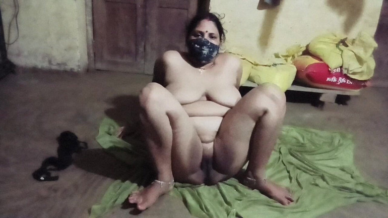 Desi_bhabhi121: 여자 누드 보지 플레이 2부