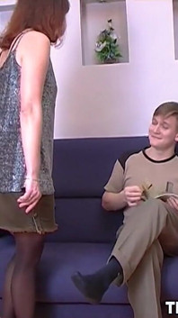 MILF in pantyhose gets good sex on the couch