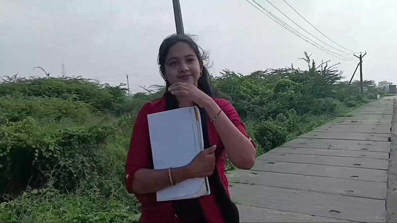 Apple Porn: Primera vez de india hermosa con extraño de al aire...