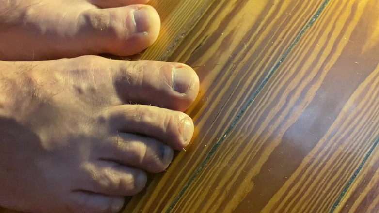 Placer_macho: 퇴근 후 내 발이 지쳐...