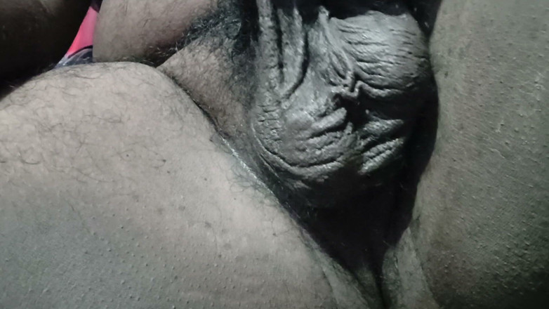 CarvingShovel: Tamil Boy Dick
