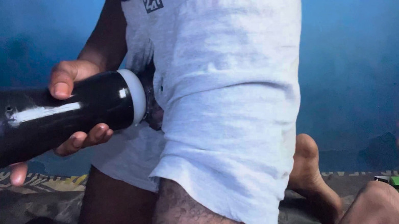 Mrinnocent69 Solo: Pacarku nggak ada, jadi aku coba cara lain untuk muasin...