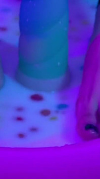 Rafa Unicornio Loves Teasing Foot Lovers by Bathing Her Feet in Milk