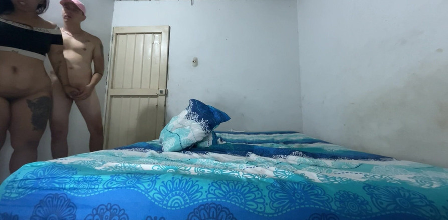 Monozion: Zasraná nevlastní matka si dupe na hlavu v domácím videu