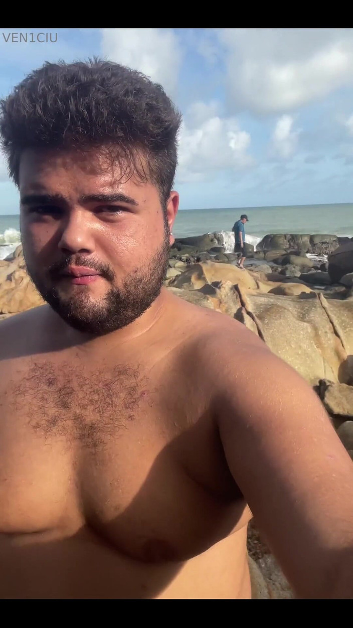 VEN1CIU: And I Went to Masturbate on the Beach