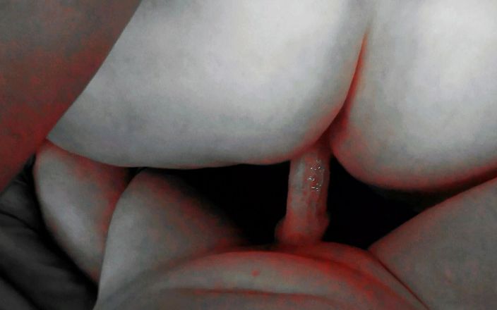 Deepthroat MILF: Товстушка з великою дупою раком