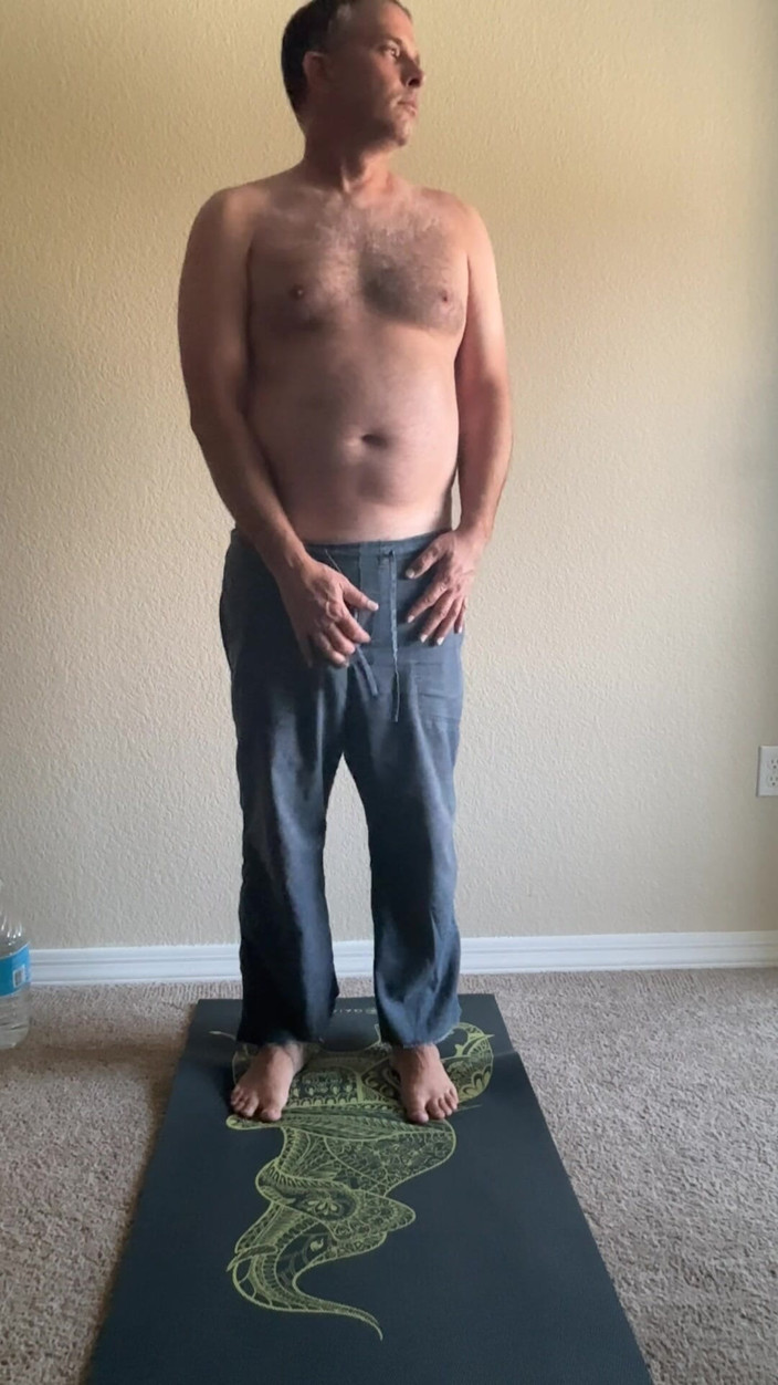 Duke Silver: Yoga Quente Com Duke Silver