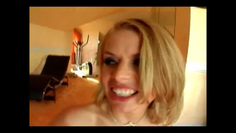 Cruel Media TV: Винтажная серия траха в задницу готова с Dora Venter