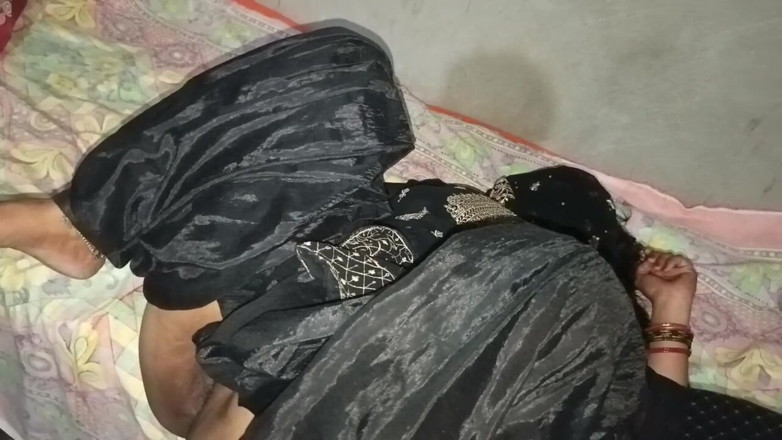 Savita5343: Marriage Anniversary Sex with Hot Bhabhi