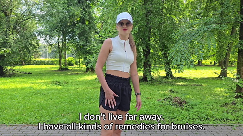 S Wife Katy: I helped a beautiful girl to cure her leg with...