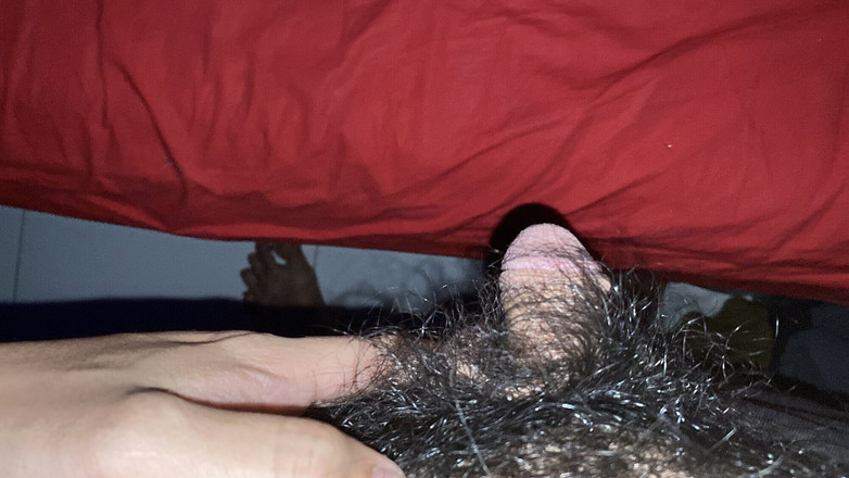 Jackson World: Aku lagi sendirian di kamarku!