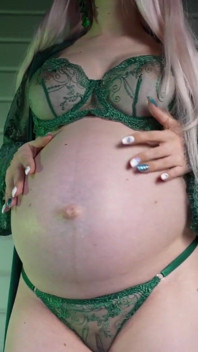 9 Month Pregnant Belly Is so Huge
