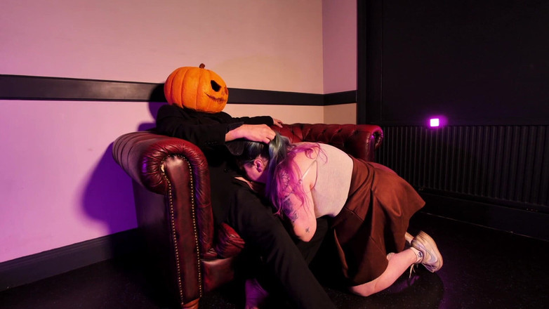 Bambi_beauty1: Jack'o'lantern BJ
