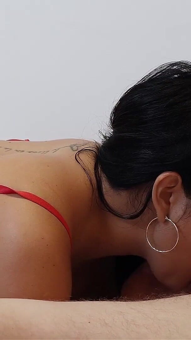 Lalucero: Tutorial to Put on a Condom? Naa, Better Fuck Me...