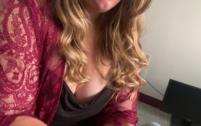 DaddysLittleSluts: 妻は笑顔で精液を飲み込みます。イラマチオフェラ、笑顔でごっくん!