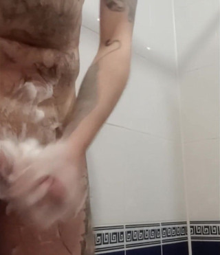 Zona901: Fingering my cock with a soapy sponge #1