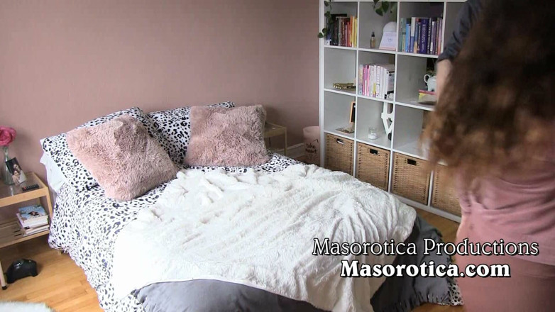 Masorotica: Lidský gauč v bytě 6 Klip D -Edice knihomolů (hd)
