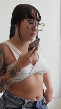 I'm Fucked by the Worker My Stepmom Hired - Cumshot in the Mouth