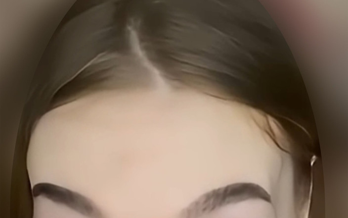 HeyLissaCain: Une bonne fille est intelligentement mauvaise